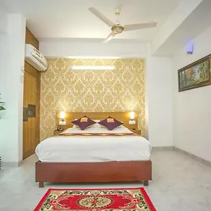 Sel Nibash & Serviced Hotel